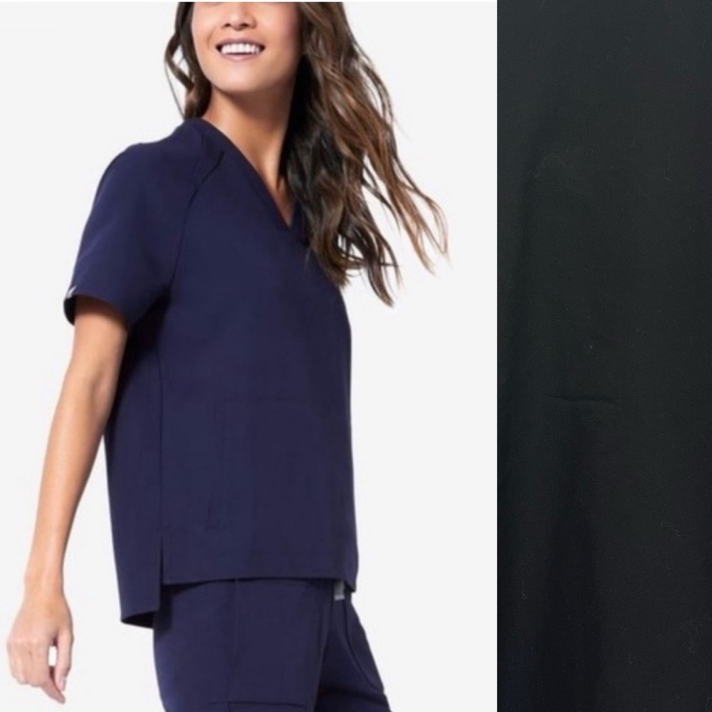 Figs Technical Collection Kangaroo Pouch Pocket Slit Hem Black Scrub Top